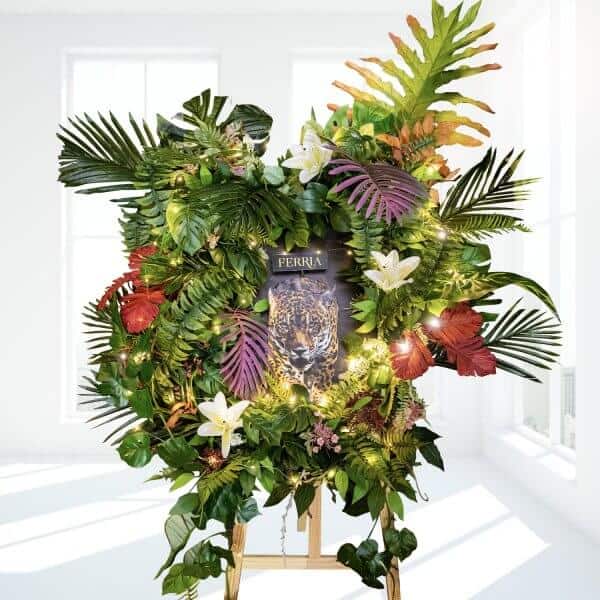 Courageous Flower Stand