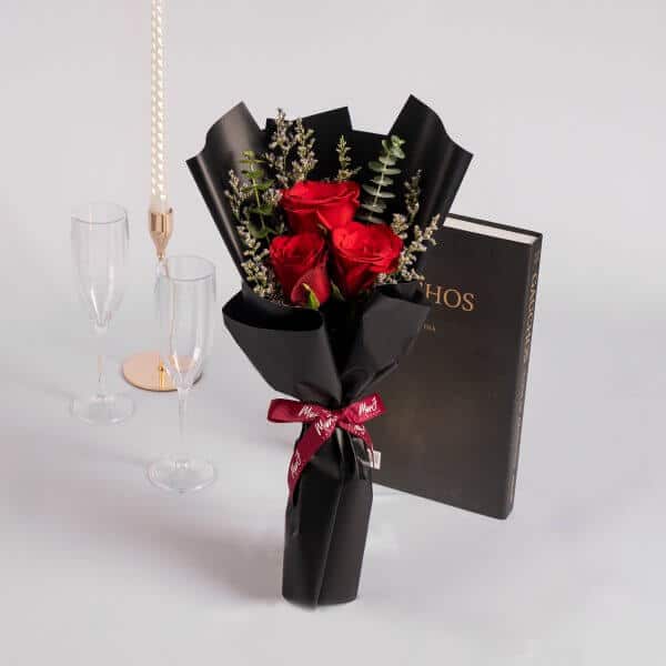 Fresh rose bouquet
