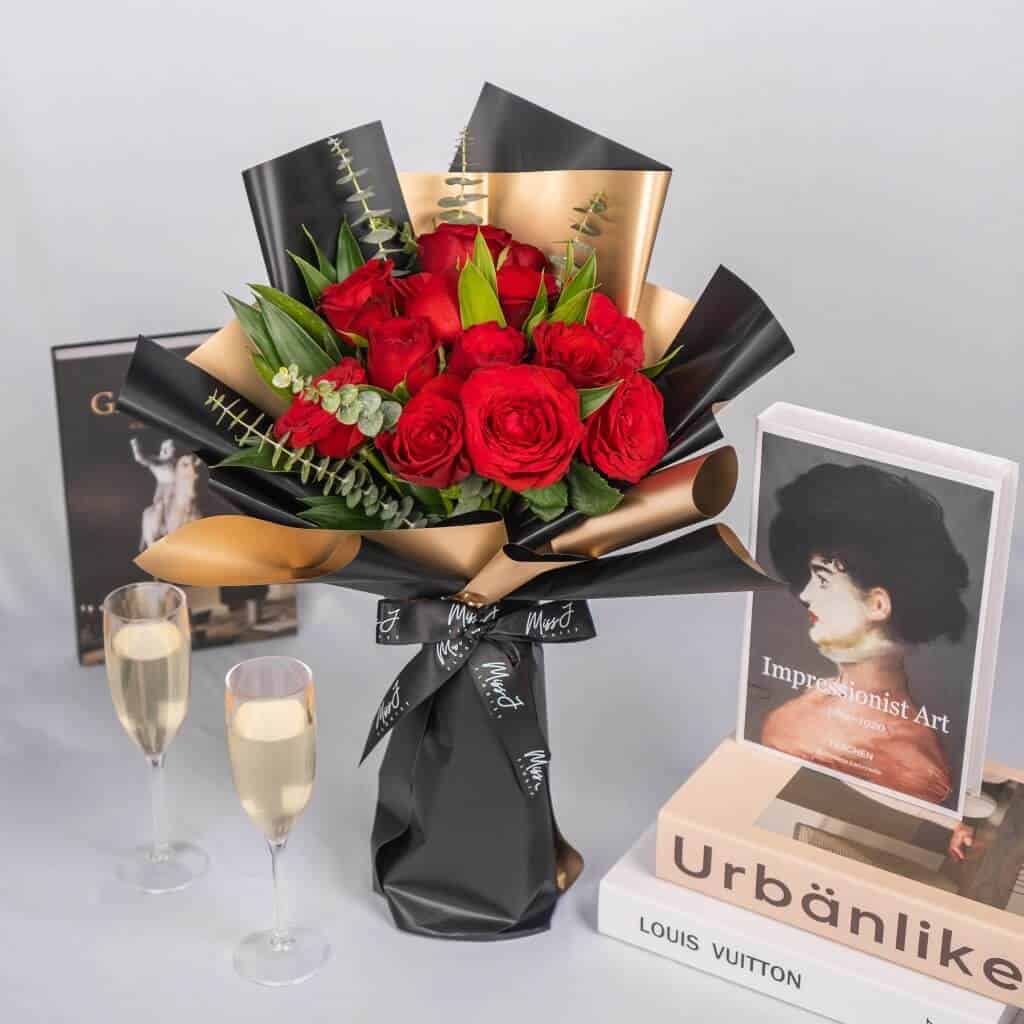 Fresh rose klang valley