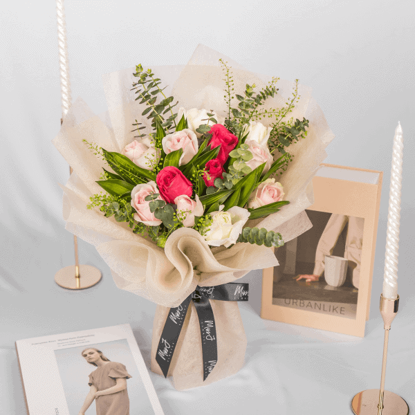 Fresh rose bouquet