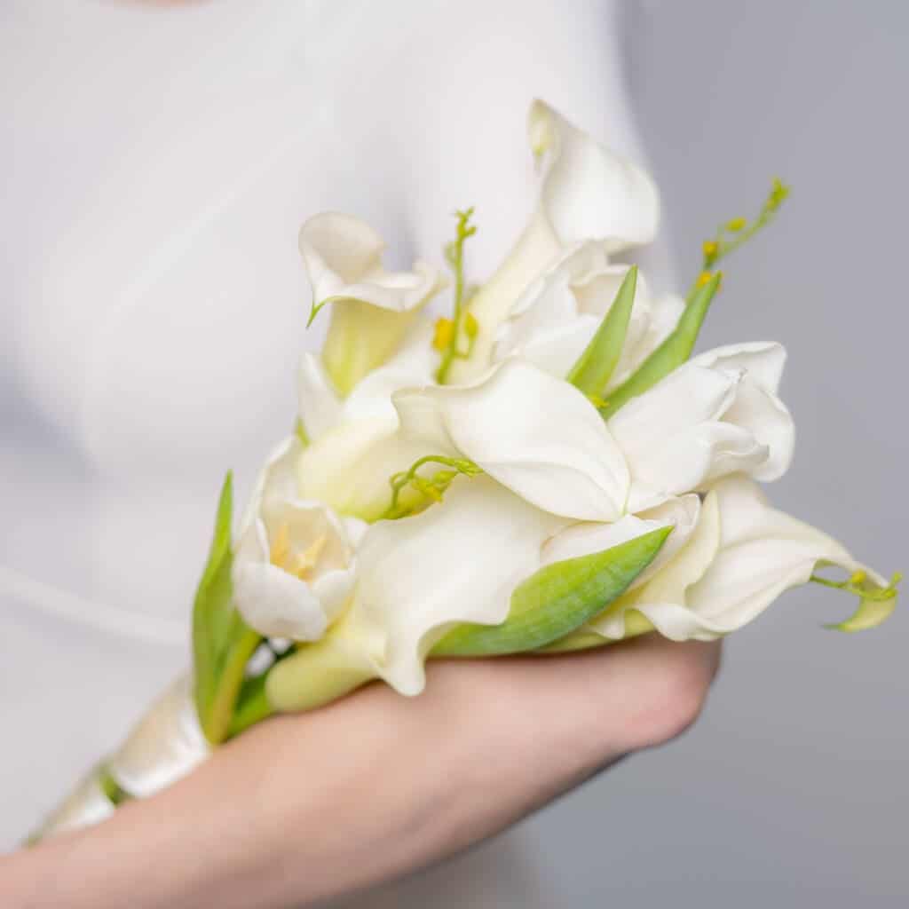 bridal hand bouquet